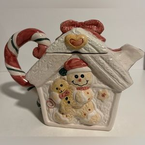 Vintage Gingerbread Man House Planter Tea Pot Decor Candy Cane Handle Christmas